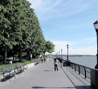 Staten Island Artist's Latest Instillation in Battery Park Pokes Fun at NYC's Rat Saga Amid Health Summit