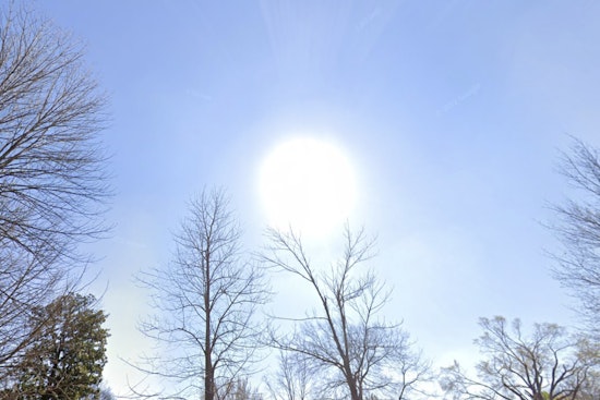 Sunny Skies and Cool Temperatures Today in Memphis, With Weekend Showers on the Horizon