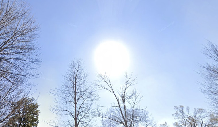 Sunny Skies and Cool Temperatures Today in Memphis, With Weekend Showers on the Horizon