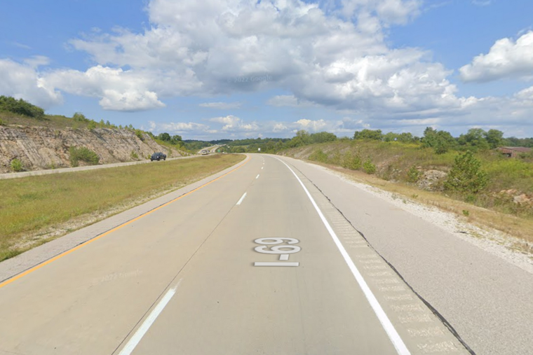 Suspect Arrested for Armed Robbery and Assault After I-69 Crash near Marshall, Attacks Samaritans and Hospital Staff