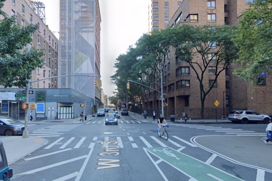 Suspected Drug Dealer Initiates High-Speed Chase in Greenwich Village, Striking Cyclist