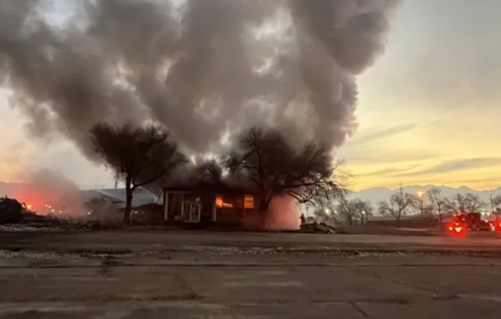 Suspicious Blaze Engulfs Vacant Salt Lake City Commercial Building, Cause Under Investigation