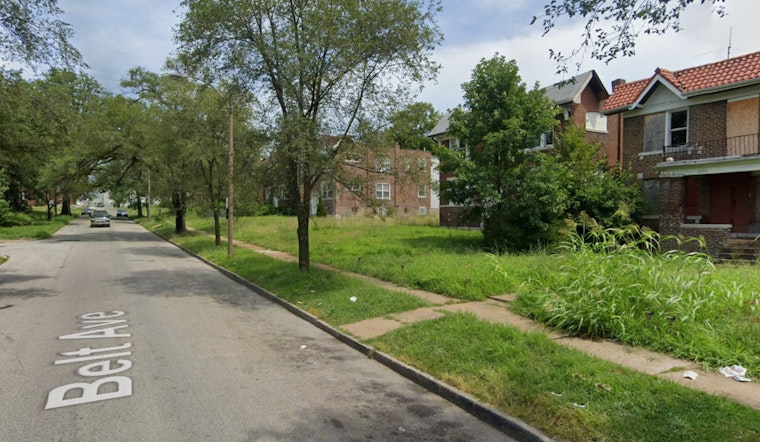 Teen Robbed at Gunpoint During Video Game System Exchange in St. Louis's Wells or Goodfellow