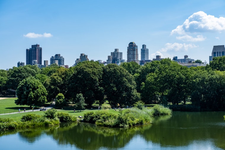 Tenafly Family Clings to Hope for Israeli-American Hostage, Desperate Plea in NYC Amidst Hamas Negotiations