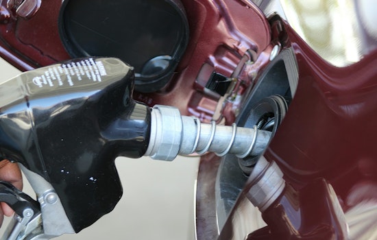 Texas Sees Lowest Christmas Gas Prices Since Pandemic Amid Record Travel Predictions