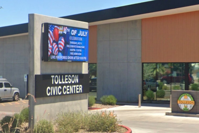 Tolleson Encourages Eco-Friendly Post-Holiday Cleanup with Annual Tree Recycling Program