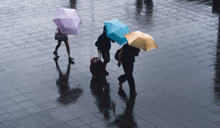 Tranquil Hawaiian Weather Set to Shift as Weekend Approaches: NWS Warns of Increased Showers, High Surf, and Changing Winds