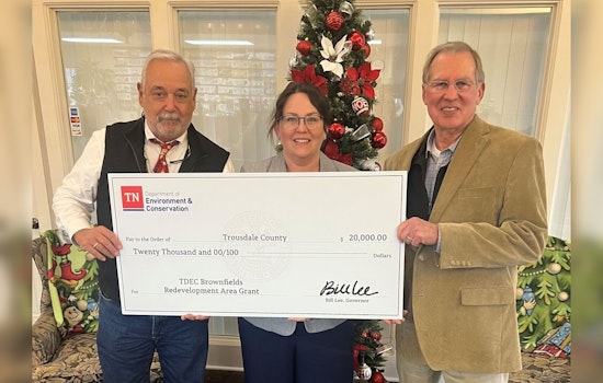 Trousdale County Secures $20,000 BRAG Grant for Brownfield Redevelopment in Economic and Environmental Push