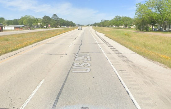 Two Dead in Christmas Night Traffic Collision on US Hwy 290