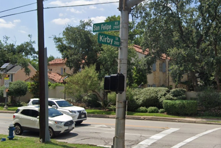 Two Dead, One Hospitalized in Suspected High-Speed Crash in Houston's River Oaks
