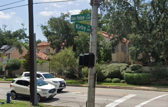 Two Dead, One Hospitalized in Suspected High-Speed Crash in Houston's River Oaks