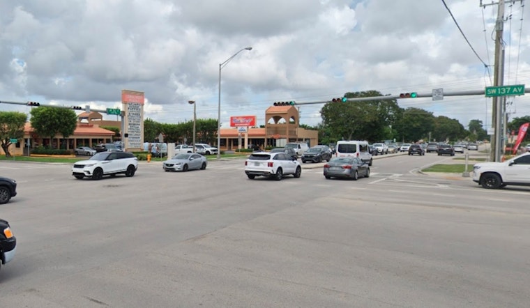 Two Miami-Dade Officers Hospitalized After Collision While Responding to Emergency Call