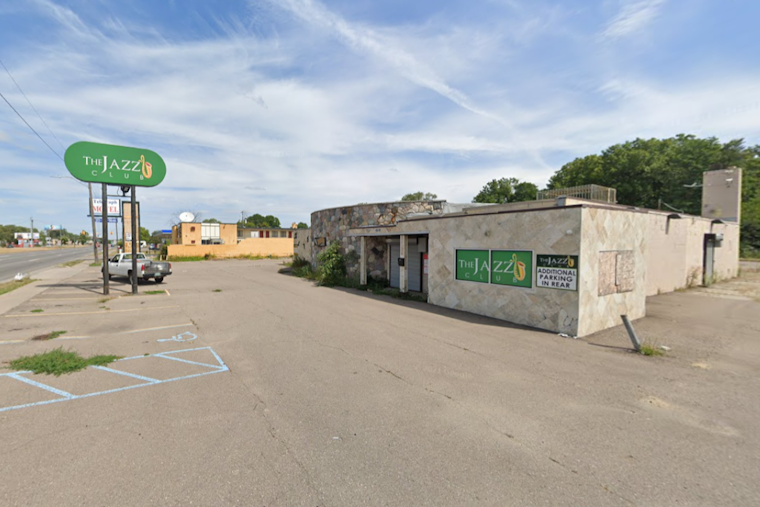 U-Haul Smash-and-Grab Attempt Foiled at Detroit's Jazz Cannabis Club, Owner Faces Hefty Repairs