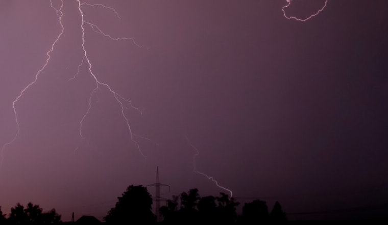 Unsettled Weekend Ahead for Atlanta with Showers Thunderstorms and Gusty Winds in the Forecast
