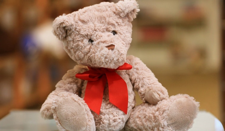 Vandegrift High School Students Rally for Austin's Dell Children's Medical Center with Heartwarming Toy Drive