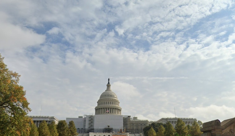 Washington D.C. Braces for Cool and Cloudy Christmas, Rainy Week Ahead