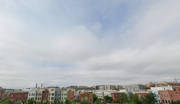 Washington D.C. Braces for Rainy End to December, Foggy Conditions Impact Commute