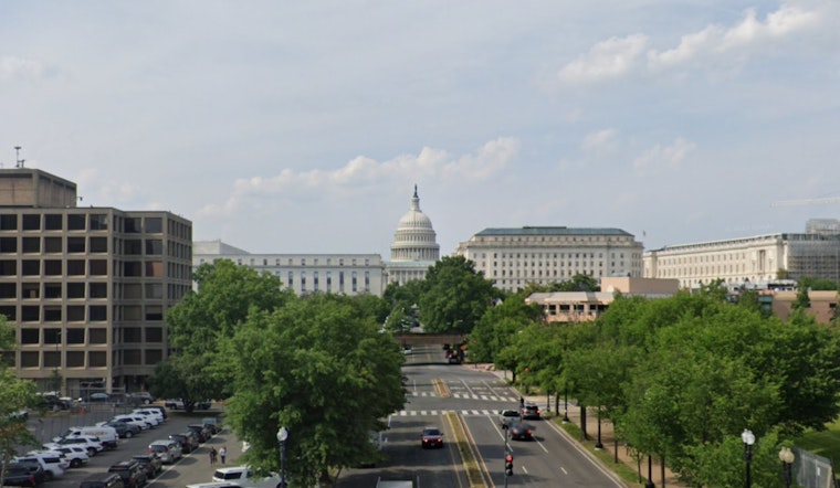 Washington D.C. Readies for Evening Showers with Chilly Winds, Clearer Skies Expected Post-Thursday
