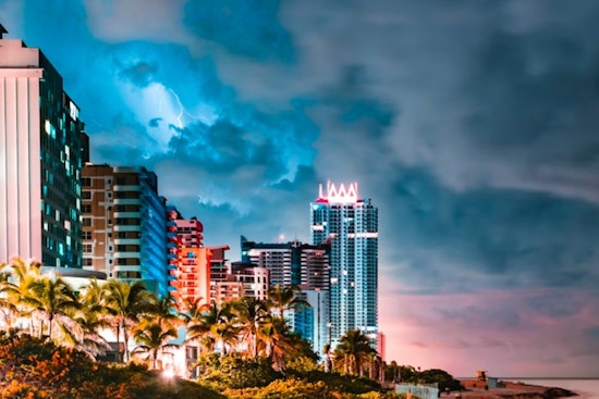 Wet Weekend Ahead as Miami Braces for Showers and Thunderstorms with New Year Approaching