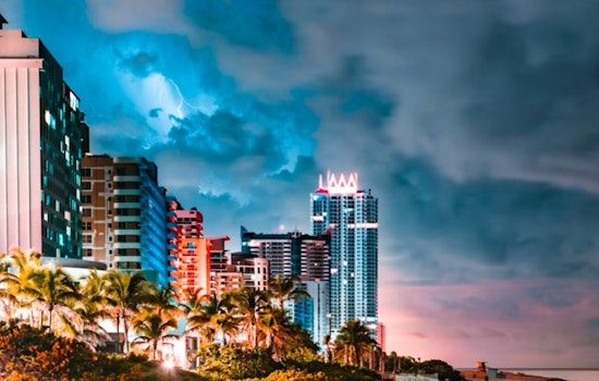 Wet Weekend Ahead as Miami Braces for Showers and Thunderstorms with New Year Approaching