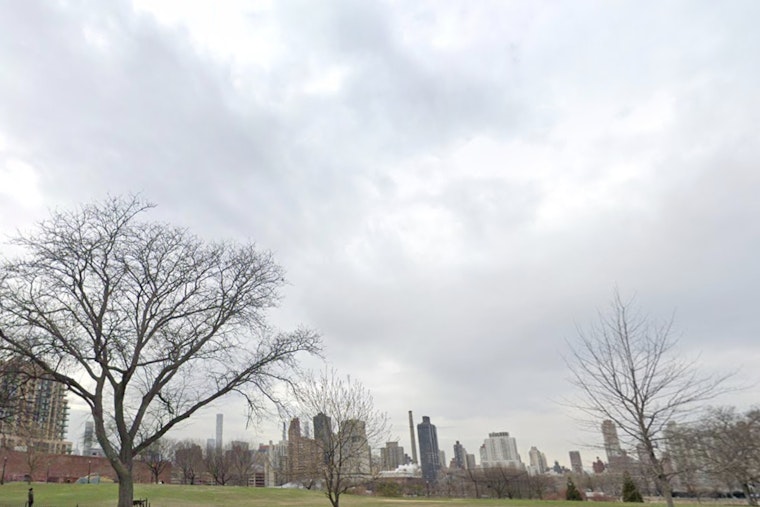 Wet Weekend Ahead for New York City Boroughs with Rainy Conditions and Travel Disruptions Expected