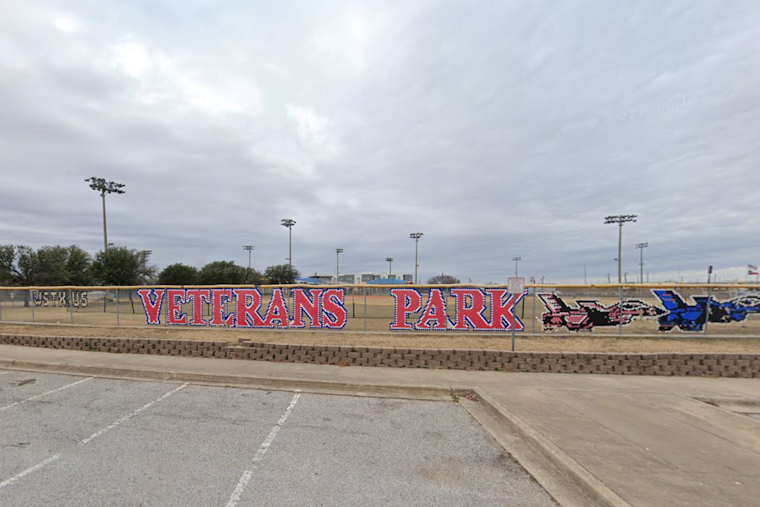 White Settlement Rallies Community Spirit with Festive Gathering After Rain Cancels Christmas Parade