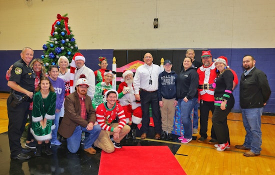 White Settlement's Polar Express Christmas Event Chugs Along Amid Rainy Weather