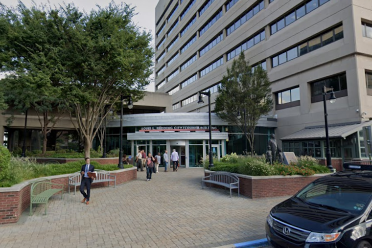 Wilmington Announces Uninterrupted Trash Collection and Free Holiday Parking in Downtown and Riverfront Business Districts