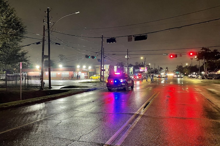 Woman Fatally Shot in Northeast Houston Store Confrontation with Suspects at Large