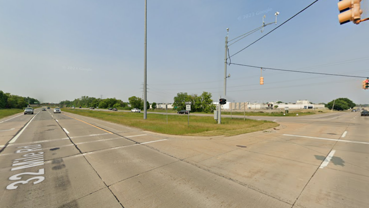 1 Dead, 3 Injured in Washington Township Crash, Red Light Violation Suspected Cause