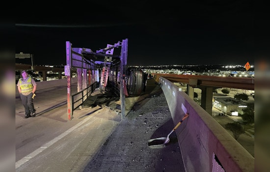 18-Wheeler Rollover on U.S. 183 Flyover Disrupts Austin Traffic, No Injuries Reported