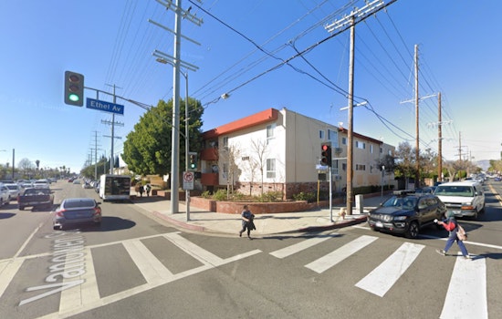 19-Year-Old Fatally Shot on North Hollywood Sidewalk, LAPD Seeks Public's Help