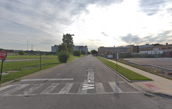 19-Year-Old Man Fatally Shot After Argument in Chicago's Little Italy, Suspect at Large