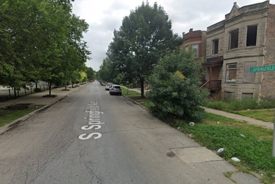 27-Year-Old Man Fatally Shot in Chicago's North Lawndale Neighborhood, No Suspects Apprehended