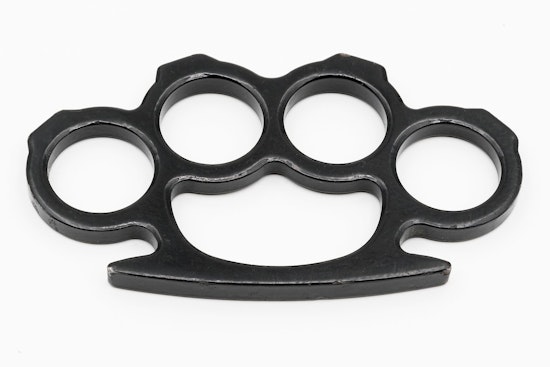 Arizona Considers Ban on Brass Knuckles as Belt Buckles Amid Teen Violence Concerns