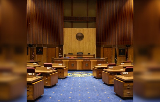 Arizona Lawmakers Introduce Dueling Health Bills: Accountability Boost vs. Investigation Limits Amid Regulatory Debates