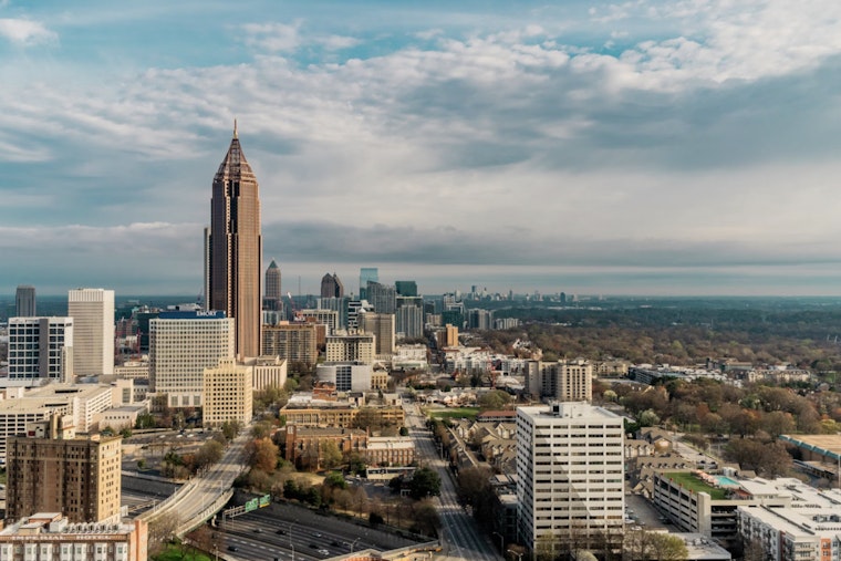 Atlanta Basks in Mild Winter Weather with Sunny Skies and Temperatures Rising to 60s
