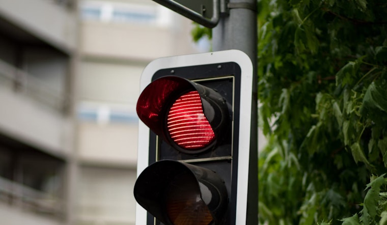 Atlanta City Council Approves Ban on Right-Turns on Red in Busy Districts to Enhance Pedestrian Safety