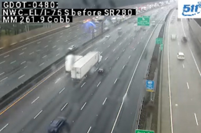 Atlanta Hit by Flooding and Accidents During Storm, Causing Severe Traffic Disruptions