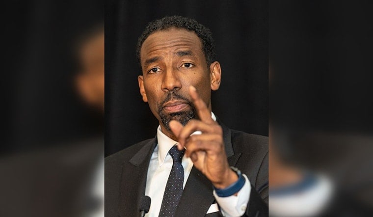 Atlanta's Mayor Rallies for DA Willis in Trump Case Tussle, Eyes Second Mayoral Term