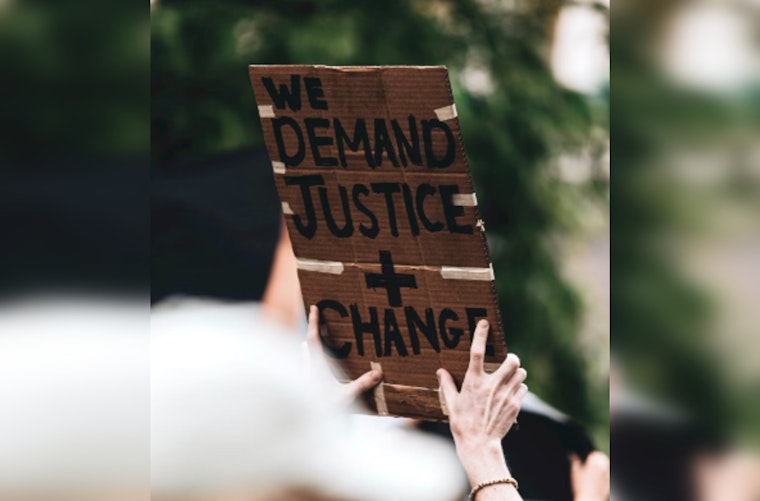 Austin Community Groups Urge DOJ to Investigate Police Department Over Alleged Civil Rights Violations