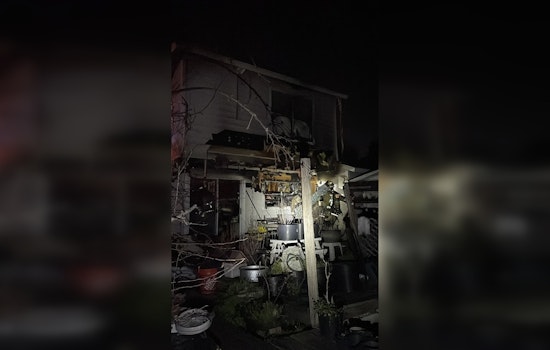 Austin Firefighters Successfully Douse Grease Fire in Del Valle Home, No Casualties Reported