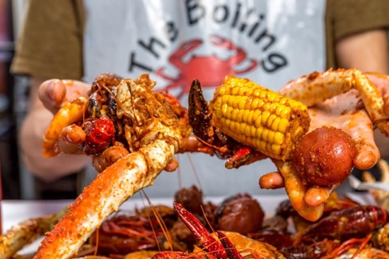 Austin's Culinary Scene Heats Up with The Boiling Crab's New Location at The Linc