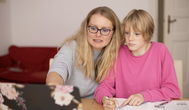 Beaumont Parents Play Crucial Role in Selecting Textbooks in Educational Revolution