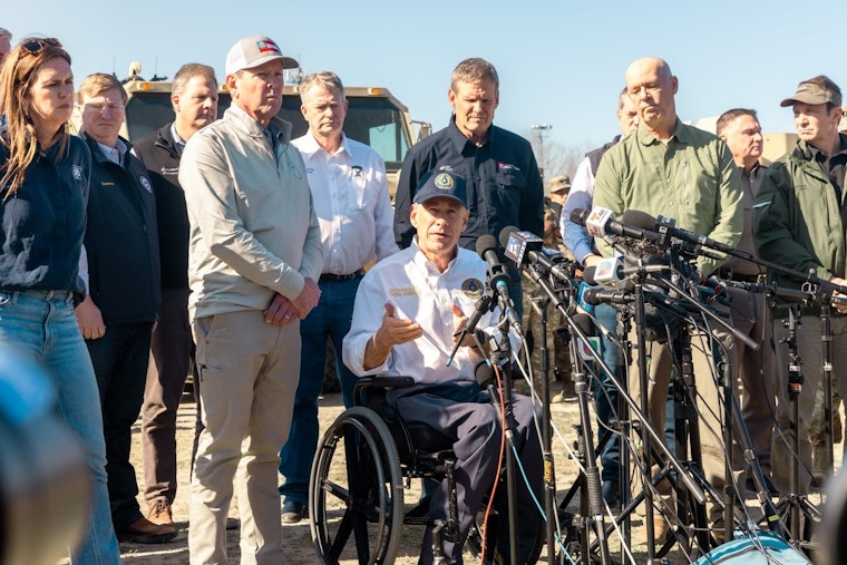 Border Battle Boiling Over as 14 GOP Governors Slam Biden in Eagle Pass