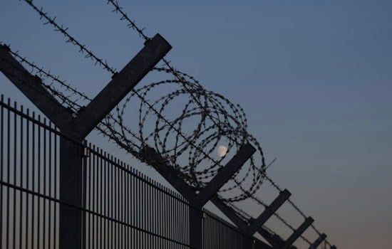 Borderline Backlash, Bipartisan $118B Security Bill Hits Senate Snag as House Speaker Calls It DOA