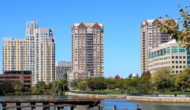 Boston Enjoys Brief Warmth Before Impending Storm Brings Mixed Weather Conditions