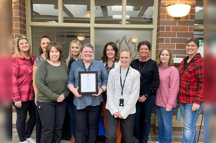 Burnsville Finance Team Secures 28th Straight Certificate of Excellence in Municipal Finance