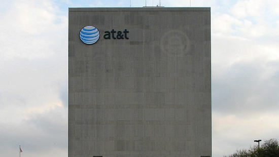 Cellular Blackout, Metro Detroiters Among Millions Hit by Nationwide Phone Frenzy