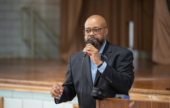 Chicago Alderman Yancy Accuses Colleague Mitchell of Unprovoked Assault Amid Council Turbulence